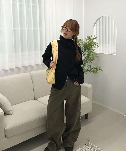 OAFISH(オアフィッシュ)の「TWIN BUTTON CARDIGAN, BLACK(ニット/セーター・レディース・その他・FREE)」の6枚目の写真