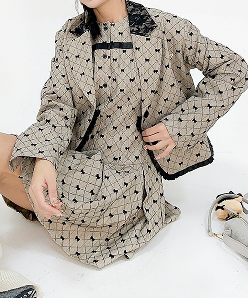 HOOK(フック)の「HOOK for girls -original- リボンキルティング柄 テーラードジャケット セットアップ可能(テーラードジャケット・レディース・ベージュ・LARGE/MEDIUM/SMALL)」の2枚目の写真