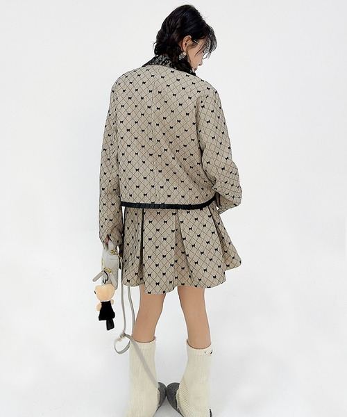 HOOK(フック)の「HOOK for girls -original- リボンキルティング柄 テーラードジャケット セットアップ可能(テーラードジャケット・レディース・ベージュ・LARGE/MEDIUM/SMALL)」の4枚目の写真