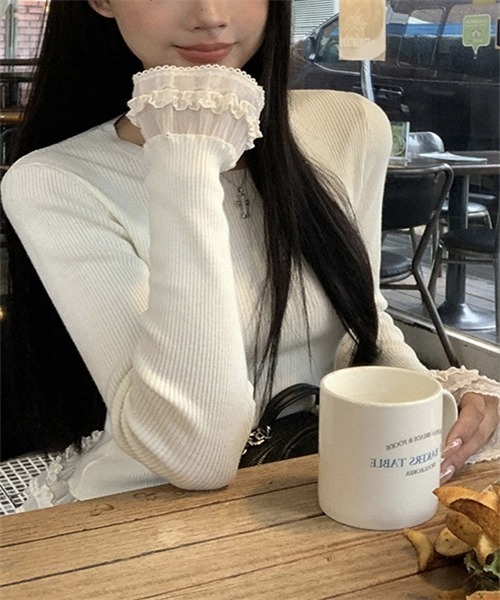 FREE STYLISTS(フリー スタイリスト)の「異素材ドッキングレースフリルニットトップス(Tシャツ/カットソー・レディース・グレー/ホワイト・M/L/XL/S)」の11枚目の写真