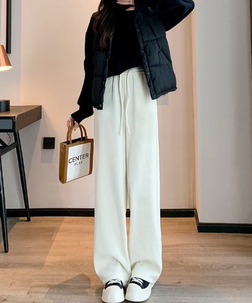 yuue' ( wear )（ユーイ）の「裏起毛コーデュロイワイドパンツ（その他パンツ・レディース・アイボリー/ブラック・FREE）」の7枚目の写真