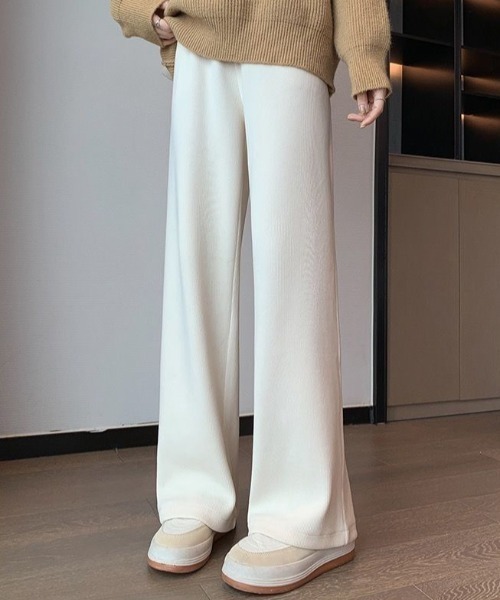 yuue' ( wear )（ユーイ）の「裏起毛コーデュロイワイドパンツ（その他パンツ・レディース・アイボリー/ブラック・FREE）」の3枚目の写真