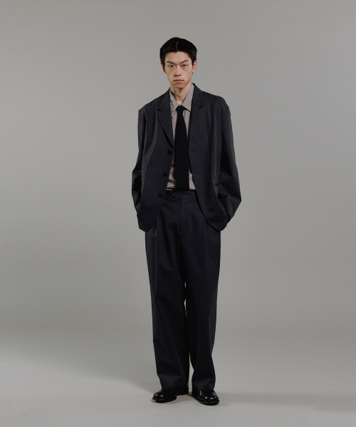 BLANKROOM(ブランクルーム)の「マティトラウザー_CHARCOAL NAVY(その他パンツ・メンズ・その他・0/1/2/3)」の2枚目の写真