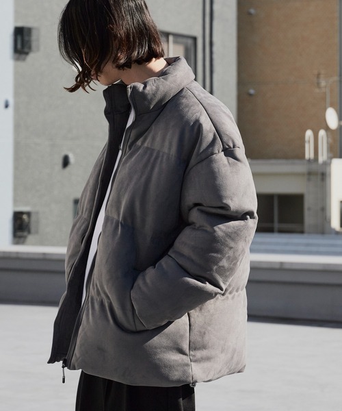 Theater code(シアターコード)の「Spindle-Trimmed Faux Suede Basic Down Jacket / スピンドル付き フェイクスエード ベーシックジャケット 秋 秋服メンズ 2026年秋冬(ダウンジャケット/コート・メンズ・グレー/ブラック/ブラウン・M/L)」の18枚目の写真