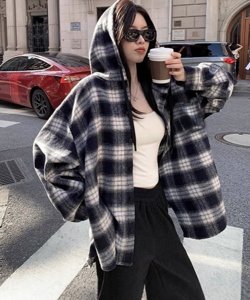 Miniministore(ミニミニストア)の「チェック柄フーデッドシャツレディース秋冬(シャツ/ブラウス・レディース・ネイビー/グリーン/ホワイト/ワインレッド・FREE)」の18枚目の写真
