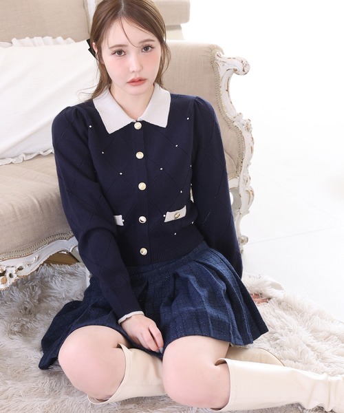 one after another NICE CLAUP（ワンアフターアナザーナイスクラップ）の「ビジュー付配色ポロニット（ニット/セーター・レディース・ピンク/ネイビー/ブラック/オフホワイト・FREE）」の7枚目の写真