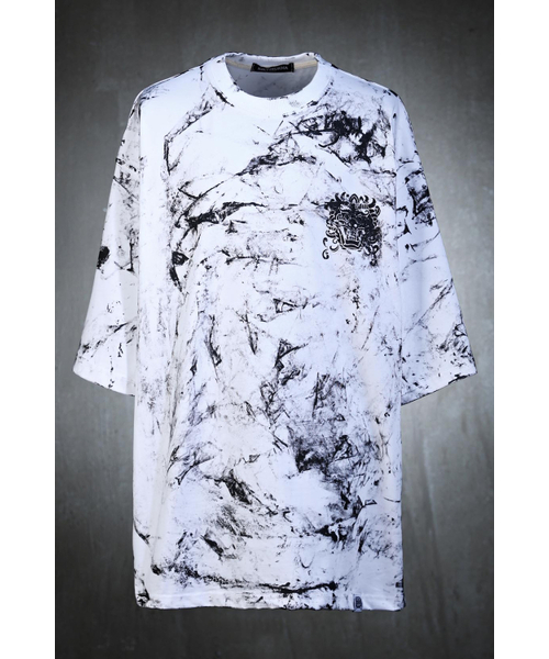 KIRTIMUKHA（キールティムカ）の「ロゴラフペインティングルーズフィット半袖Tシャツホワイト（Tシャツ/カットソー・メンズ・その他・2/3）」の2枚目の写真