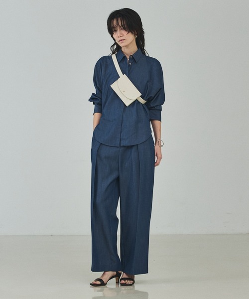 qualite(カリテ)の「【ベルトとしても使用可】レザーベルトミニバック/ウエストポーチ(ショルダーバッグ・レディース・モカ/アイボリー・フリー)」の4枚目の写真