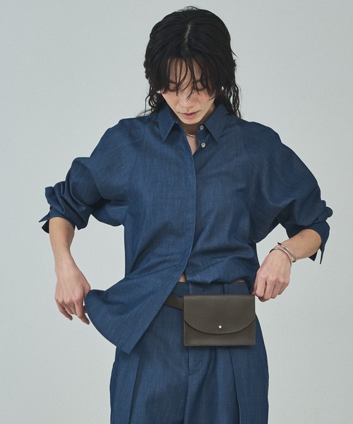 qualite(カリテ)の「【ベルトとしても使用可】レザーベルトミニバック/ウエストポーチ(ショルダーバッグ・レディース・モカ/アイボリー・フリー)」の14枚目の写真