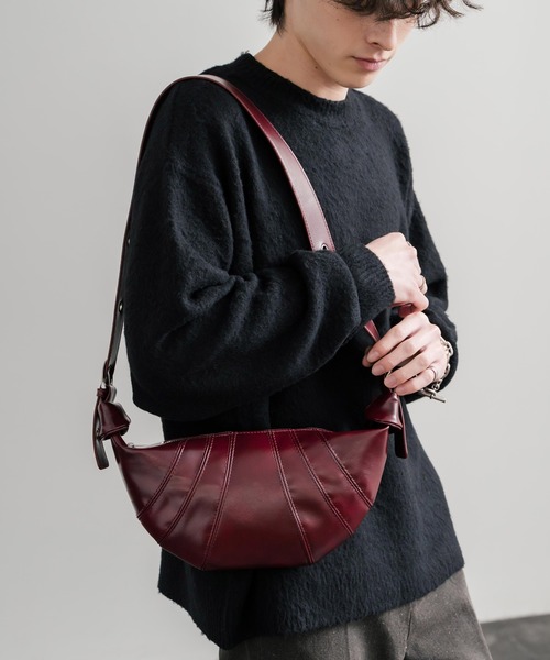 Rocky Monroe(ロッキーモンロー)の「PUレザー クロワッサン型ショルダーバッグ/ボディバッグ(ショルダーバッグ・メンズ・ブラウン/ワイン/ブラック・FREE)」の12枚目の写真