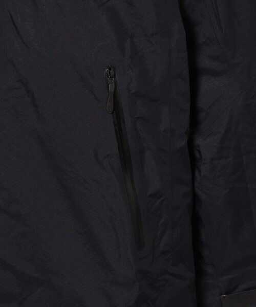 ARC'TERYX(アークテリクス)の「ARC'TERYX/アークテリクス Beta Insulated Jacket M(ブルゾン・メンズ・ブラック・LARGE/MEDIUM)」の5枚目の写真