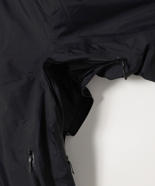 ARC'TERYX(アークテリクス)の「ARC'TERYX/アークテリクス Beta Insulated Jacket M(ブルゾン・メンズ・ブラック・LARGE/MEDIUM)」の10枚目の写真