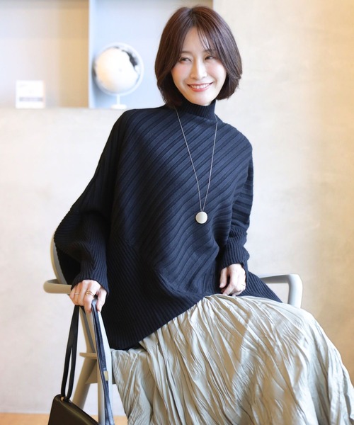 Ehre style(エーレスタイル)の「ゆるさが癖になる、ひとクセニット(ニット/セーター・レディース・ブラック/グレー/アイボリー・FREE)」の12枚目の写真
