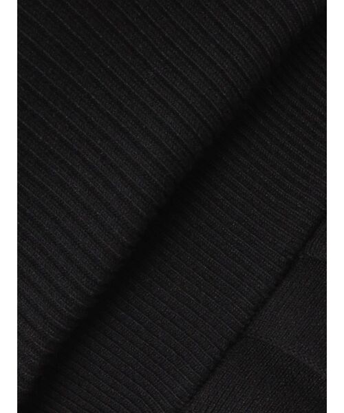 RESEXXY(リゼクシー)の「オフショルプリーツニットミニワンピース(ワンピース・レディース・アイボリー/ブラック/ブルー・FREE)」の6枚目の写真