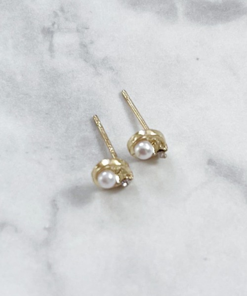 yu-ka(ユーカ)の「YU-KA:パールサークルミニピアス Pearl circle mini pierce(ピアス(両耳用)・レディース・ゴールド/シルバー・FREE)」の8枚目の写真