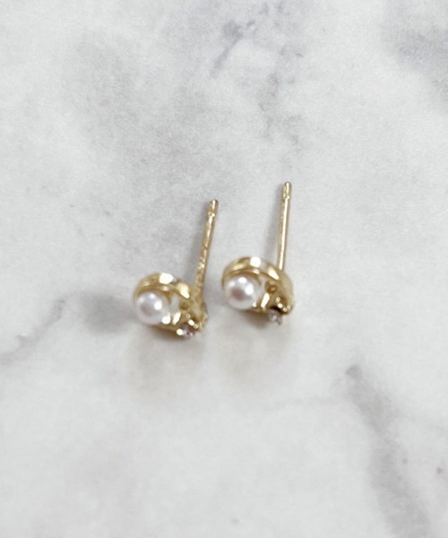 yu-ka(ユーカ)の「YU-KA:パールサークルミニピアス Pearl circle mini pierce(ピアス(両耳用)・レディース・ゴールド/シルバー・FREE)」の9枚目の写真