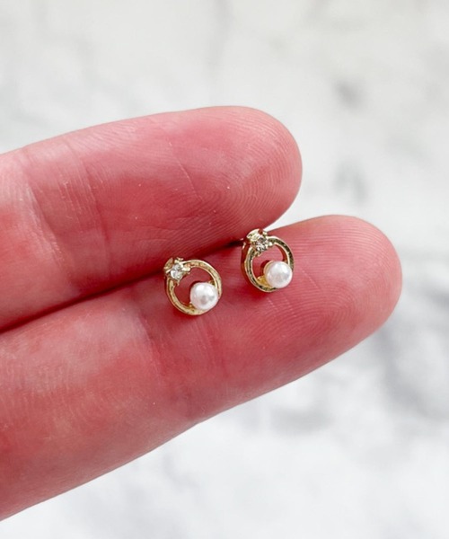 yu-ka(ユーカ)の「YU-KA:パールサークルミニピアス Pearl circle mini pierce(ピアス(両耳用)・レディース・ゴールド/シルバー・FREE)」の10枚目の写真