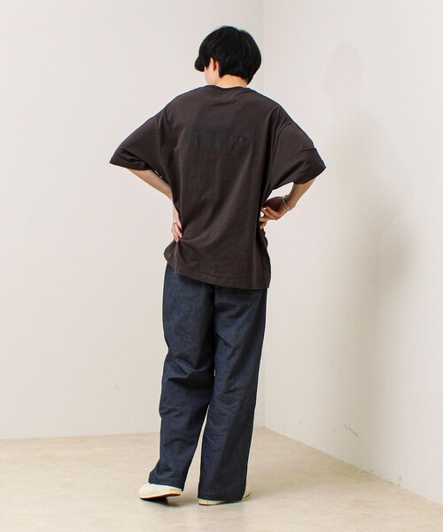 KELTY(ケルティ)の「【KELTY×GLOSTER】別注 バックタイポロゴT(Tシャツ/カットソー・メンズ・グレイッシュベージュ/ブラック/杢グレー/オフホワイト/チャコールグレー/ネイビー・S/M/L)」の15枚目の写真