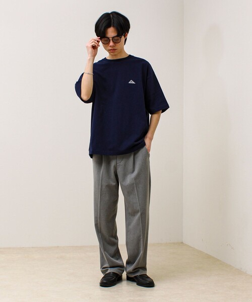 KELTY(ケルティ)の「【KELTY×GLOSTER】別注 バックタイポロゴT(Tシャツ/カットソー・メンズ・グレイッシュベージュ/ブラック/杢グレー/オフホワイト/チャコールグレー/ネイビー・S/M/L)」の22枚目の写真