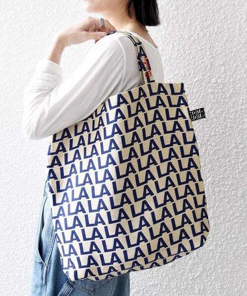 BINDU（ビンドゥー）の「BINDU: A4 デザイン ジャカード トート バッグ（トートバッグ・レディース・キャメル/ブルー/グリーン・ONE SIZE）」の7枚目の写真