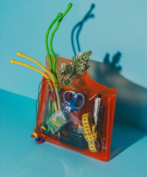 nahe（ネーエ）の「【別注】nahe (R)/ ジェネラル パーパスケース A5 クリア オレンジ（パスケース）」