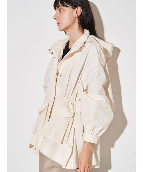 ELENDEEK(エレンディーク)の「ドローストリングマウンテンパーカー(ブルゾン・レディース・イエロー/オフホワイト/ブラウン・FREE)」の2枚目の写真