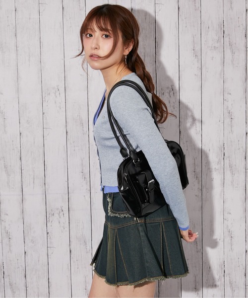 GORGE(ゴージ)の「《レイヤード配色×リブ素材》Vネックカーディガン/秋冬春(カーディガン/ボレロ・レディース・ブラック/オフホワイト/グレー・F)」の8枚目の写真