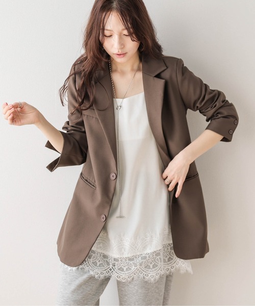 AMELY（エミリー）の「レースレイヤード キャミソール（キャミソール・レディース・ブラック/ブラウン/ホワイト・フリー）」の2枚目の写真