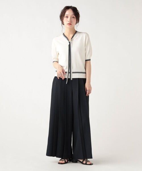 BEAMS HEART(ビームスハート)の「配色 ボウタイ プルオーバー(Tシャツ/カットソー・レディース・ホワイト/ネイビー/ベージュ・FREE)」の4枚目の写真