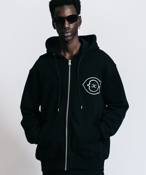 C CHENILLE PATCH ZIP HOODIE（パーカー）｜CRIMIE（クライミー）の