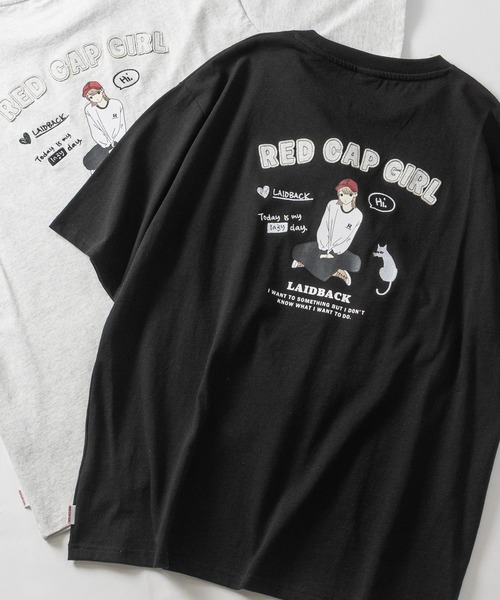 Red Cap Girl(レッドキャプガール)の「【a-r】〔RedCapGirl/レッドキャップガール〕イラスト×アップリケ 半袖Tシャツ メンズ/レディース/推し活(Tシャツ/カットソー・メンズ・ブラック/ホワイト/ピンク・MEDIUM/LARGE)」の2枚目の写真