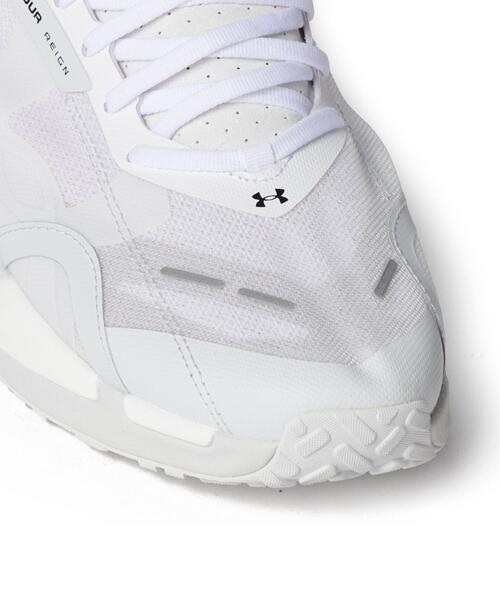 UNDER ARMOUR(アンダーアーマー)の「UAレイン クロス トレーナー(トレーニング/メンズ)(スニーカー・メンズ・ホワイト・28.5cm/29.0cm/26.0cm/26.5cm/25.0cm/25.5cm/28.0cm/27.0cm/27.5cm)」の2枚目の写真