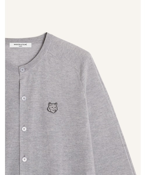Maison Kitsune（メゾンキツネ）の「FOX HEAD FINE MERINO CARDIGAN（カーディガン/ボレロ・メンズ・霜降りグレー・L/M/S）」の3枚目の写真