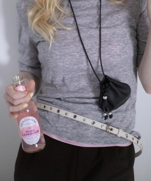 SMELLY（スメリー）の「スリムアイレットベルト（ベルト・レディース・チャコールグレー/アイボリー・-）」の8枚目の写真