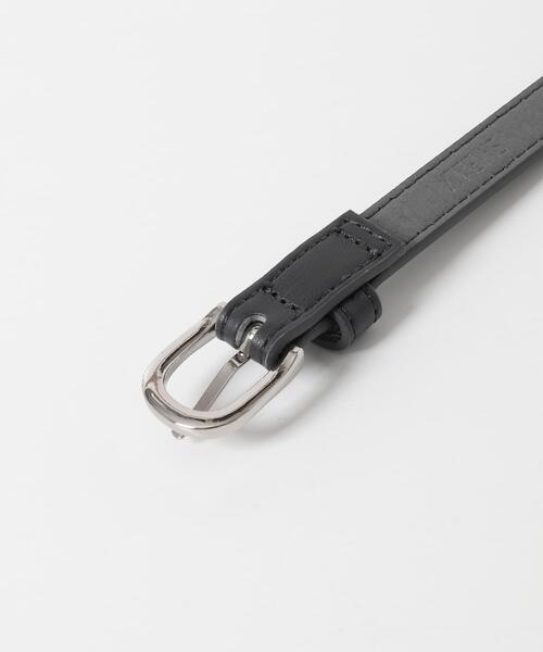 SMELLY（スメリー）の「スリムアイレットベルト（ベルト・レディース・チャコールグレー/アイボリー・-）」の5枚目の写真
