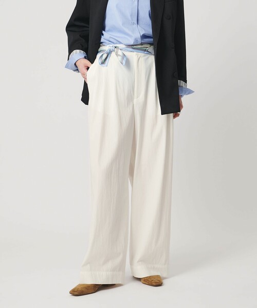 UNITED ARROWS（ユナイテッドアローズ）の「ツイル ダブルタック イージーパンツ OFF WHITE（その他パンツ・レディース・オフホワイト・34/36/38）」の2枚目の写真