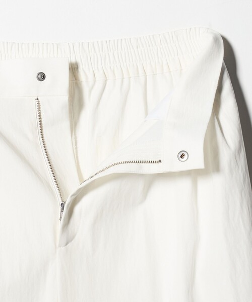 UNITED ARROWS（ユナイテッドアローズ）の「ツイル ダブルタック イージーパンツ OFF WHITE（その他パンツ・レディース・オフホワイト・34/36/38）」の16枚目の写真