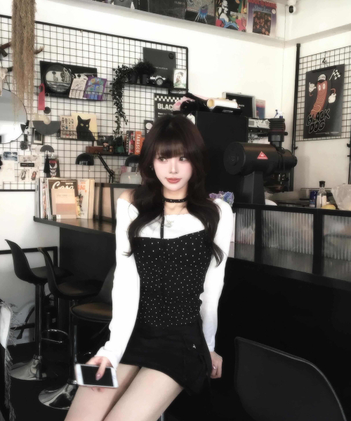CATTLINE(カトリン)の「レースミニ星Tシャツブラック(Tシャツ/カットソー・レディース・ブラック・FREE)」の15枚目の写真