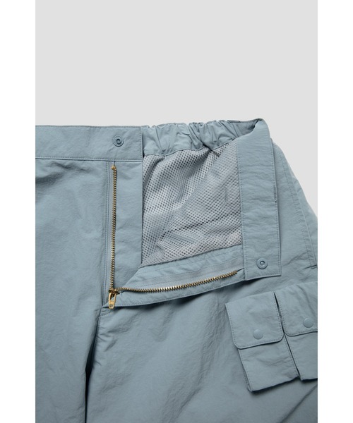 BBLD(ビービーエルディー)の「NYLON PANTS(その他パンツ・メンズ・ブルー/ブラック/グリーン・XL/L/M)」の5枚目の写真