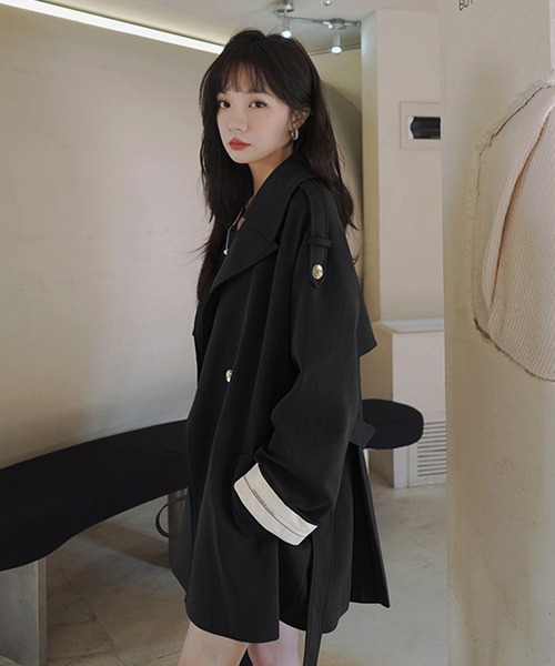 &soiree(アンドソワレ)の「袖切り替えオーバーサイズトレンチコート(トレンチコート・レディース・グレー/ブラック・X-LARGE/LARGE/MEDIUM/SMALL)」の6枚目の写真