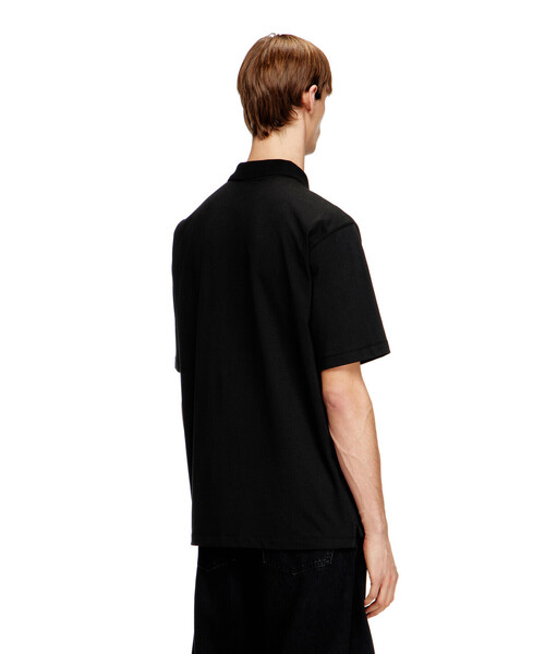 DIESEL（ディーゼル）の「メンズ ハーフジップポロシャツ T-VOR-OD（ポロシャツ・メンズ・ブラック系その他・LARGE/MEDIUM/X-SMALL/SMALL/X-LARGE/XX-LARGE）」の2枚目の写真