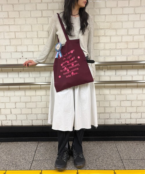 SETUP7(セットアップセブン)の「【THE READING ROOM PARIS】flat tote bag "Dot to Star" フラット グラフィックプリント トートバッグ コットン(トートバッグ・レディース・ホワイト/バーガンディー/スカイブルー・FREE)」の13枚目の写真