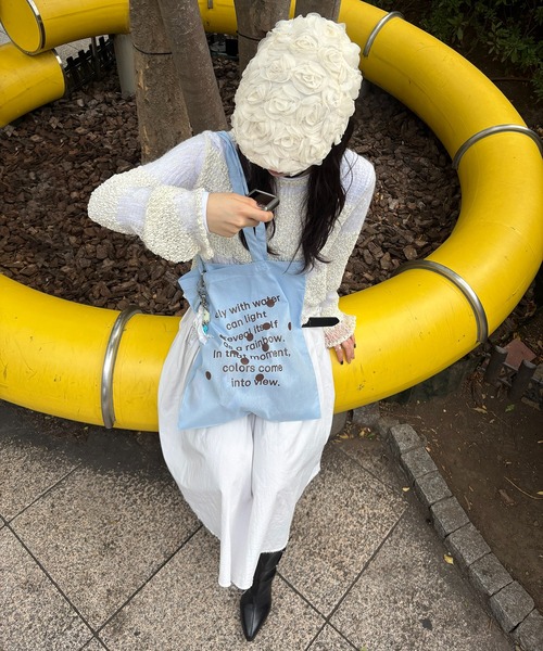 SETUP7(セットアップセブン)の「【THE READING ROOM PARIS】flat tote bag "Dot to Star" フラット グラフィックプリント トートバッグ コットン(トートバッグ・レディース・ホワイト/バーガンディー/スカイブルー・FREE)」の5枚目の写真