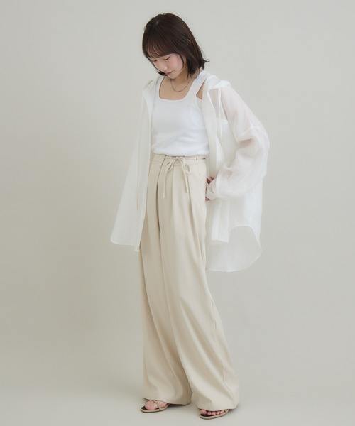 RU.TI.LE（ルチル）の「【RU.TI.LE】フード付きビッグシャツ（シャツ/ブラウス・レディース・ホワイト/グレー・MEDIUM）」の5枚目の写真