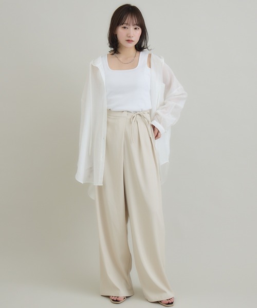 RU.TI.LE（ルチル）の「【RU.TI.LE】フード付きビッグシャツ（シャツ/ブラウス・レディース・ホワイト/グレー・MEDIUM）」の6枚目の写真