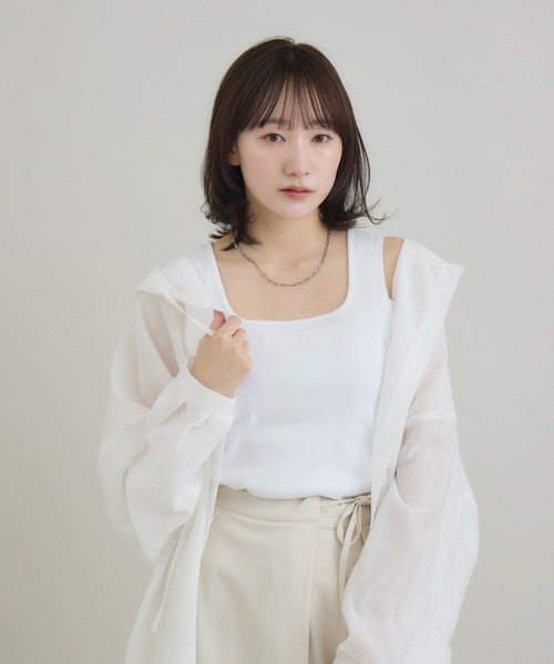RU.TI.LE（ルチル）の「【RU.TI.LE】フード付きビッグシャツ（シャツ/ブラウス・レディース・ホワイト/グレー・MEDIUM）」の13枚目の写真