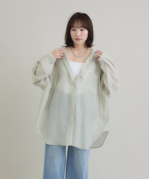 RU.TI.LE（ルチル）の「【RU.TI.LE】フード付きビッグシャツ（シャツ/ブラウス・レディース・ホワイト/グレー・MEDIUM）」の22枚目の写真