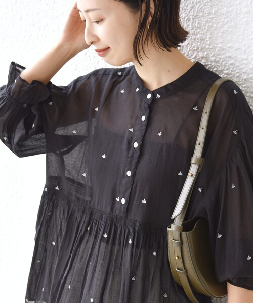 ☆新品☆SHIPS フリルブラウス カーキ SHIPS｜シップスのシャツ/ブラウス（グリーン・カーキ/緑色系・フリル