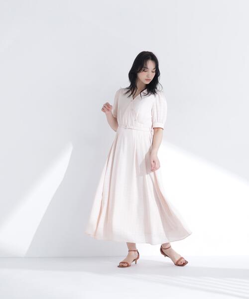 NATURAL BEAUTY BASIC(ナチュラルビューティーベーシック)の「シャドーチェックカシュクールワンピース(ワンピース・レディース・ネイビー/ラベンダー/ベージュ・P/S/MEDIUM)」の19枚目の写真