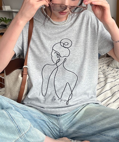 Rejoule(リジュール)の「ラインアート刺繍 ニュアンスTEE(Tシャツ/カットソー・レディース・ホワイト/グレー/チャコールグレー・FREE)」の1枚目の写真